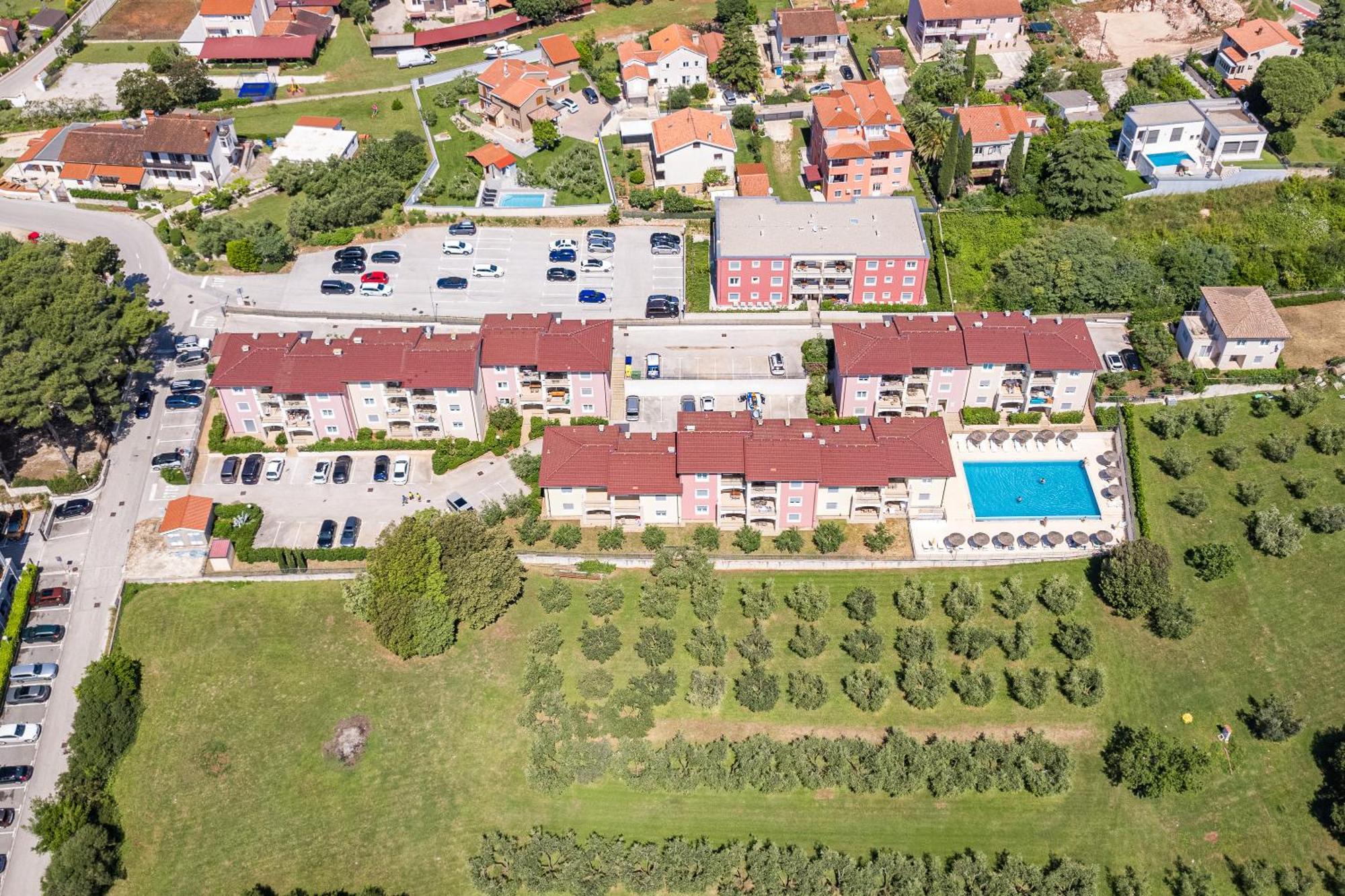 Residence Superior Del Mar Banjole Exterior photo